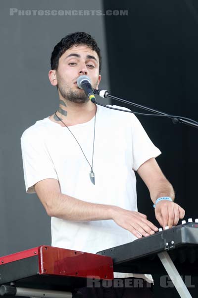 OSCAR AND THE WOLF - 2015-07-04 - BELFORT - Presqu'ile du Malsaucy - 